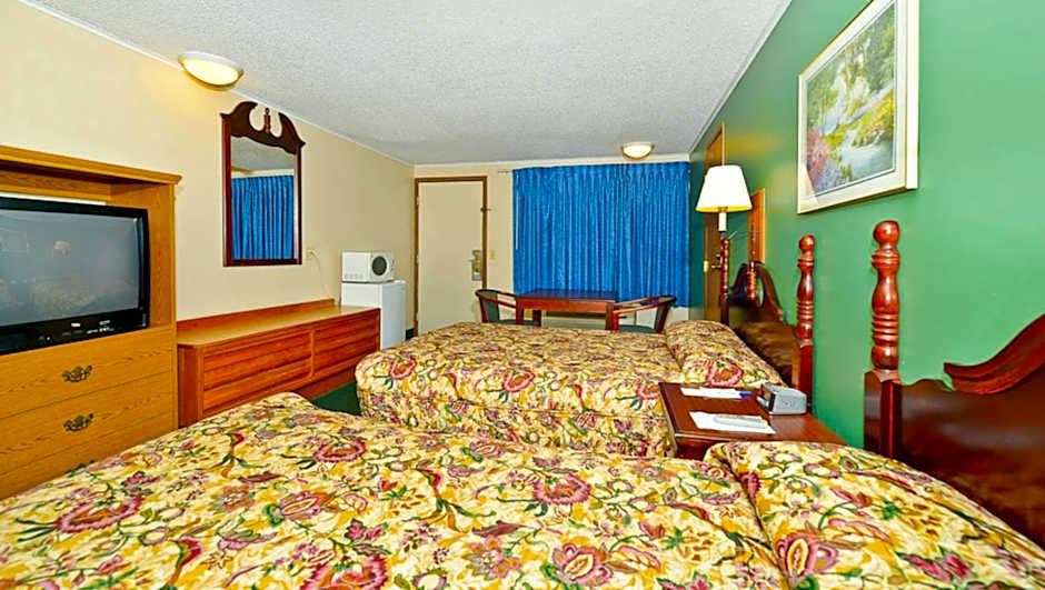 Photo 1 of 4 of Double Room