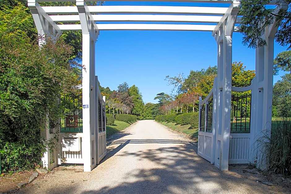 Chateau du Clair de Lune - Boutique Luxury Hotel