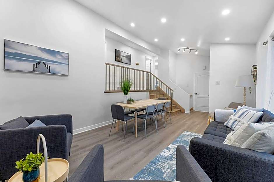 Spacious Urban Cabin in West Montreal - 4BR