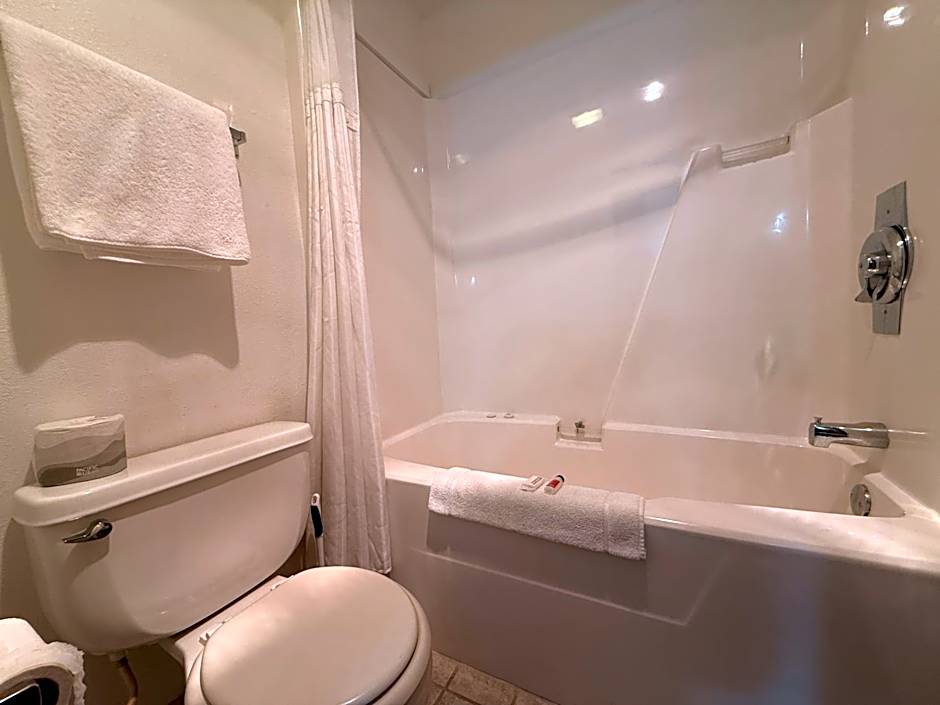 Westwood Inn & Suites Kimball I 90