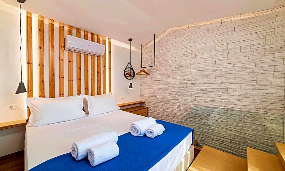 Aelia Suites