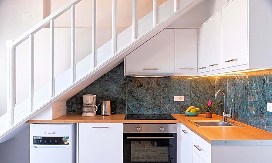 Istron Homes