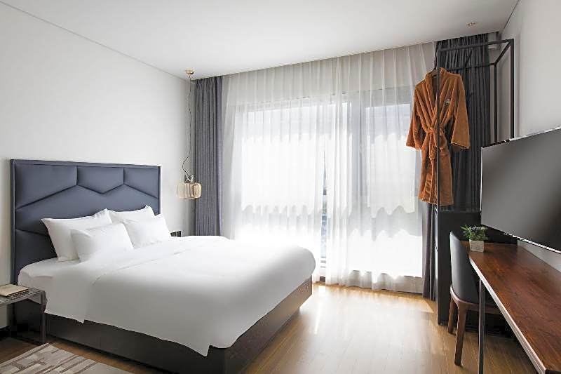Neulpum Hotel