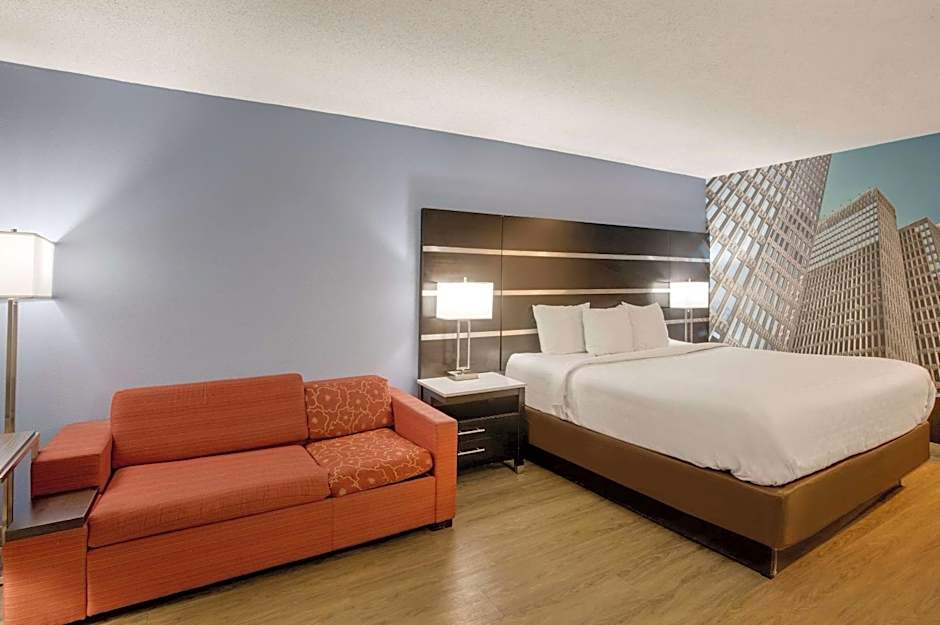 Clarion Pointe Atlanta Airport College Park