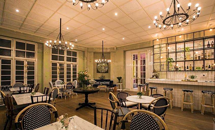 Azure Hostel Bangkok