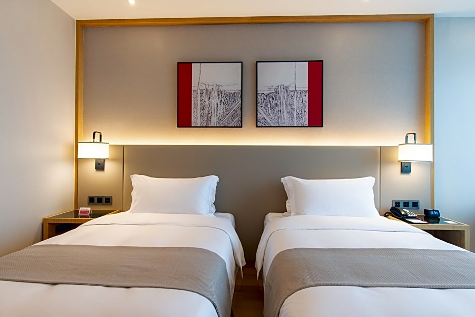 Ramada Plaza Wyndham Wenzhou Cangnan