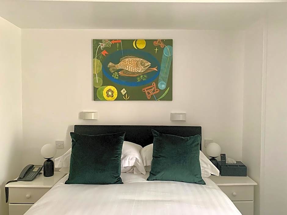 Sarum Apart-Hotel