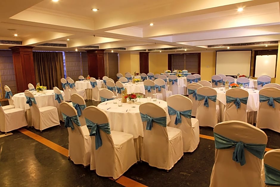 Le Lac Sarovar Portico Ranchi