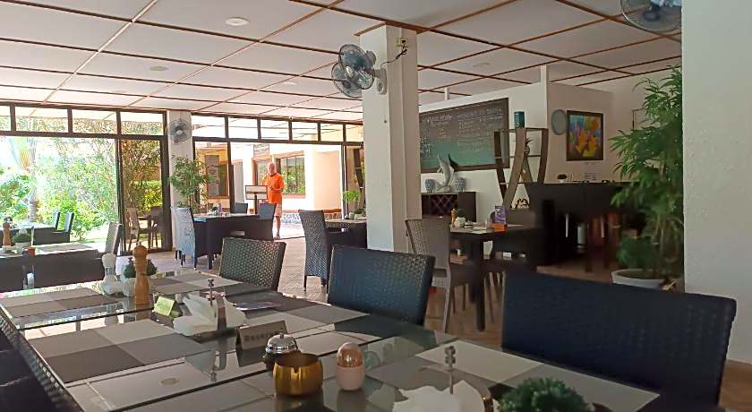 Sunshine Village Panglao