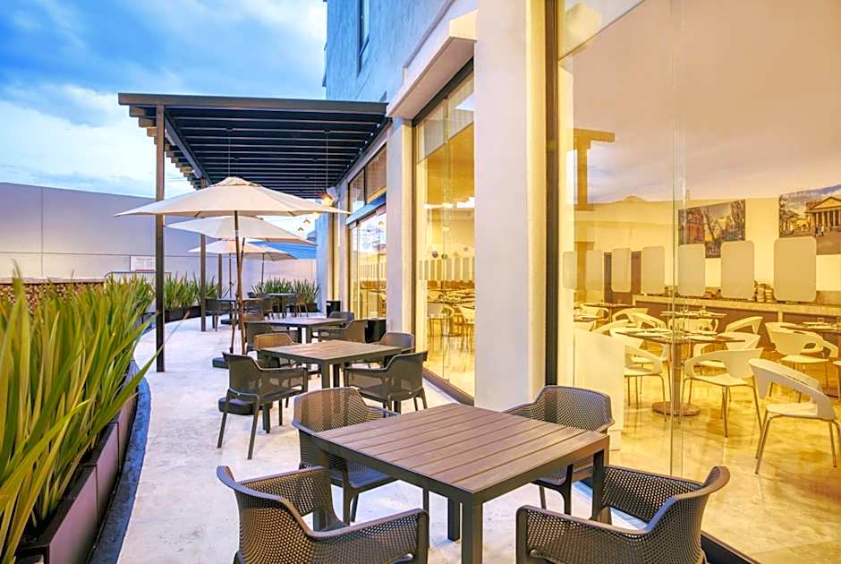 Fiesta Inn Guadalajara Aeropuerto