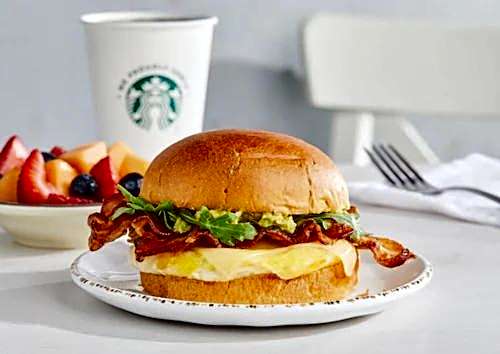 Courtyard by Marriott Indianapolis Airport