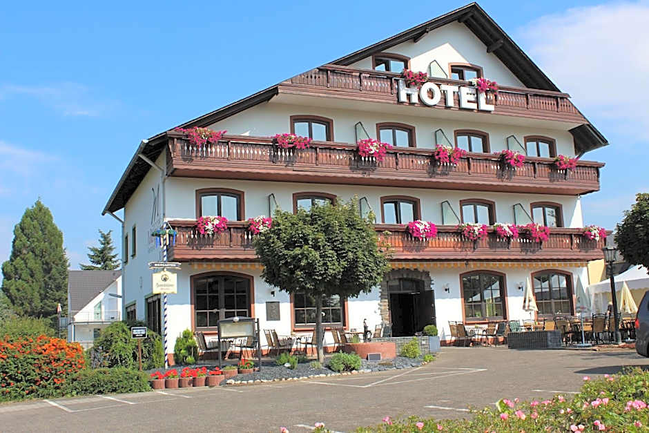 Hotel zur Moselbrücke