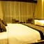 Summit Montana Suites & Spa at Mall