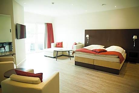 Superior Suite with Spa Bath