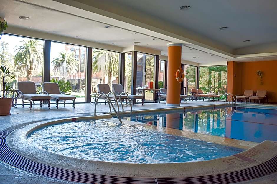 Sheraton Pilar Hotel & Convention Center