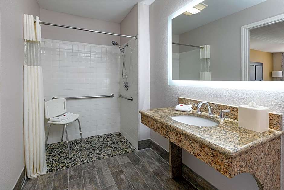 Days Inn by Wyndham Granbury
