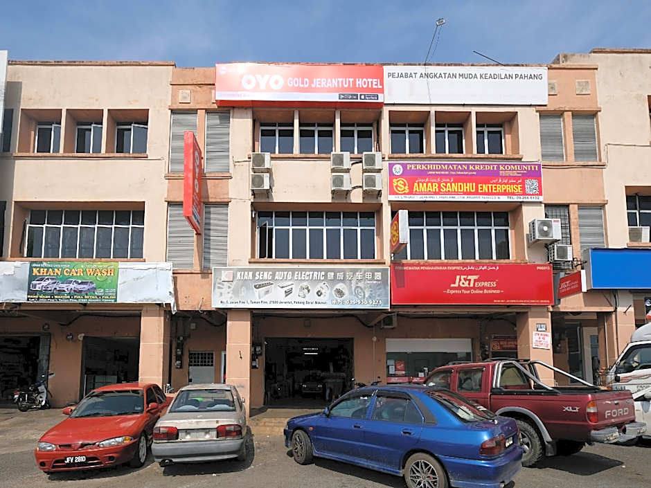 OYO 89759 Gold Jerantut Hotel