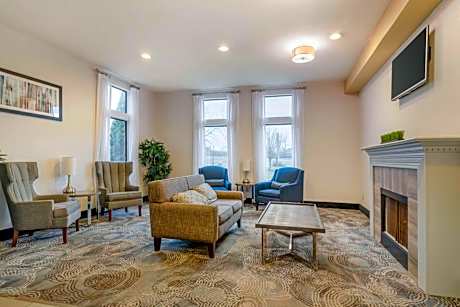 Best Western Plus Liverpool - Syracuse Inn & Suites