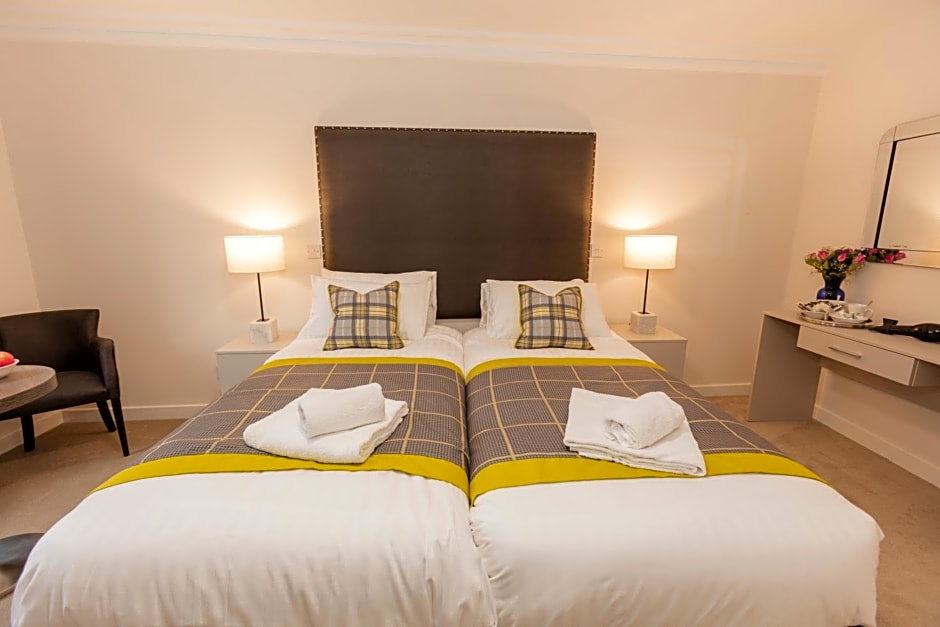 The Dalkeith Hotel by Pillow