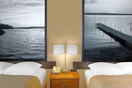 Double Room with Two Double Beds - Non-Smoking