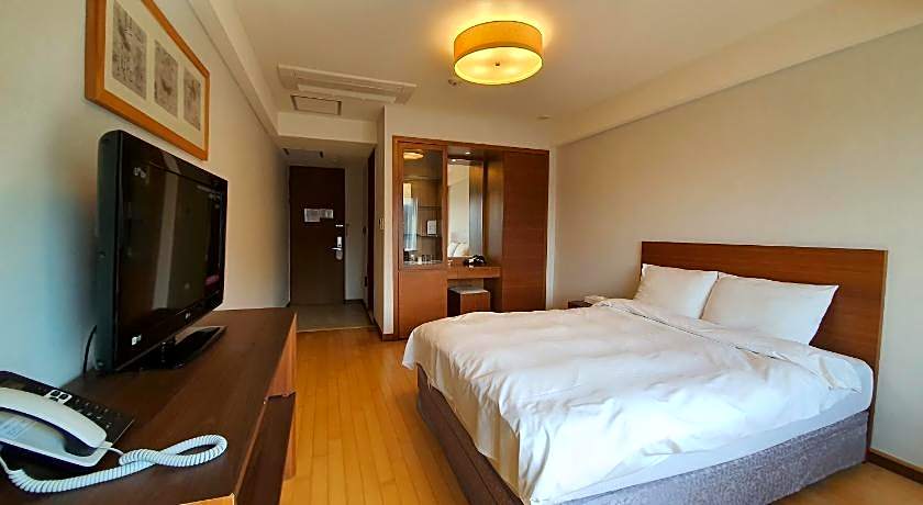 Gyeongpo Beach Hotel