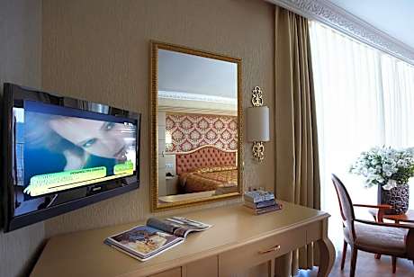 Superior Suite with Sea View