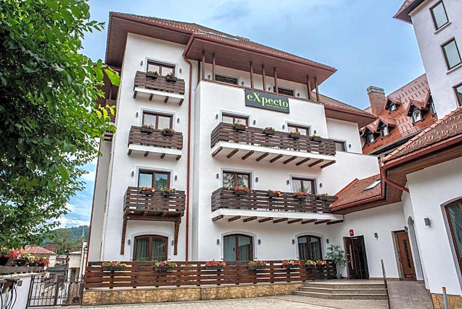 Expecto Apartments