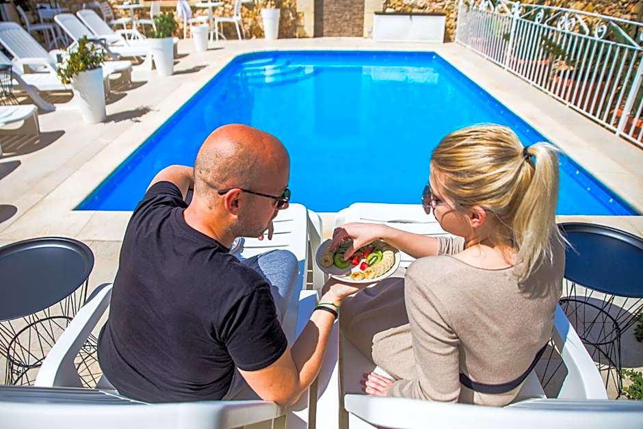 Sweet Life Gozo - Boutique Living
