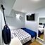 Thruster - Rooms, Kitchen, Chill-Out Zone-Netflix, Lobby-Netflix