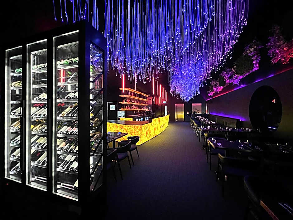 Christchurch City Hotel