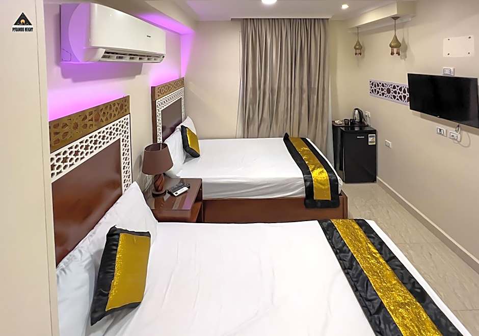 Pyramids Height Hotel & Pyramids Master Scene Rooftop