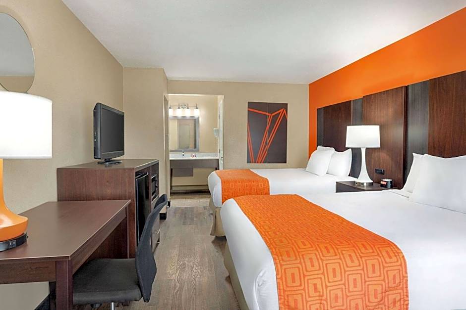 Howard Johnson by Wyndham Pigeon Forge
