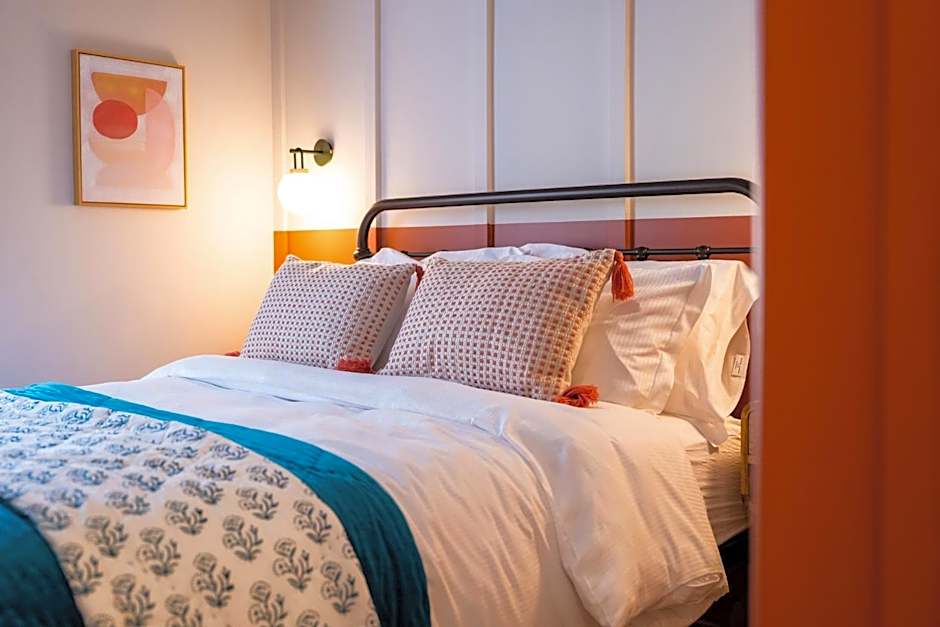 The Sheep and Penguin