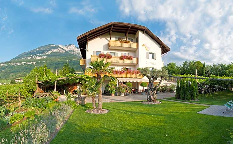 Sandhof Ferienwohnungen