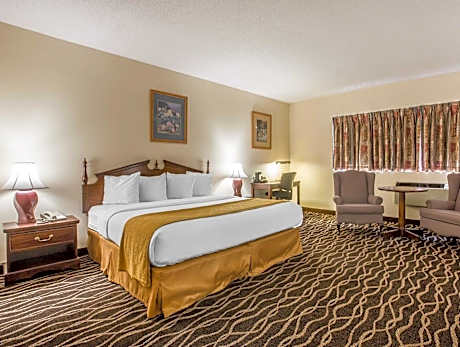 King Room - Accessible/Non-Smoking