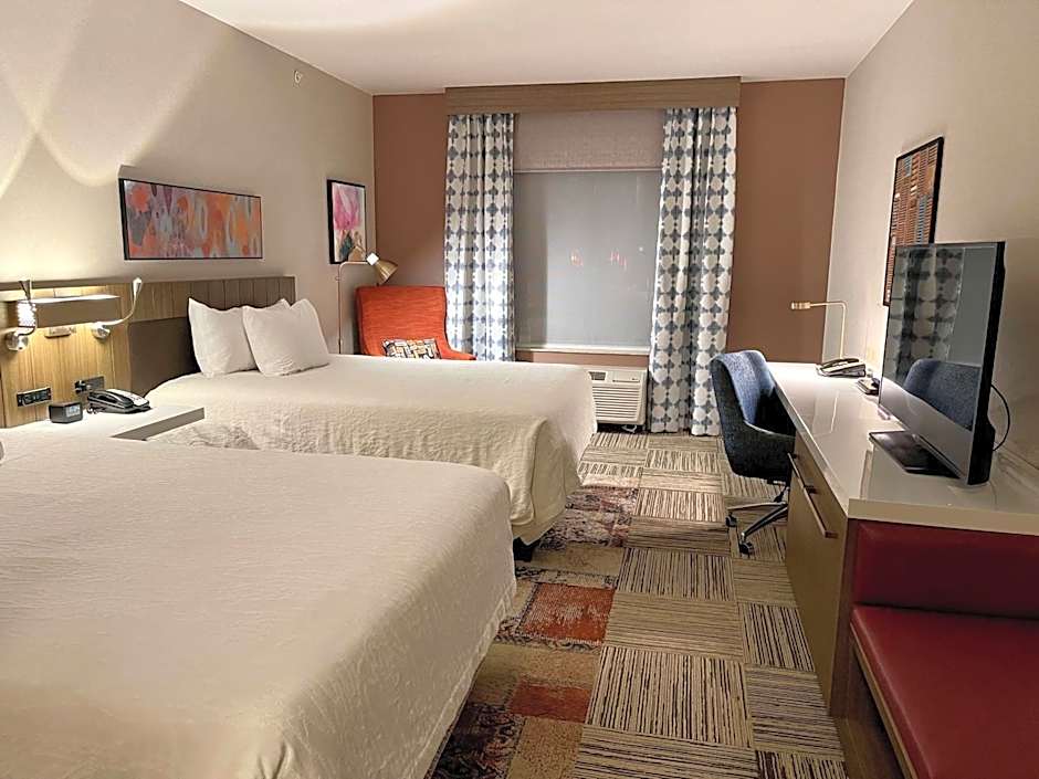 Hilton Garden Inn Oconomowoc