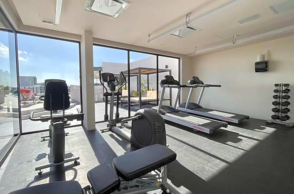 The Boat Condo by Andiani Travel