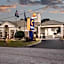 Comfort Inn & Suites Greenwood near University
