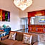 Days Inn & Suites by Wyndham Houston North/Spring