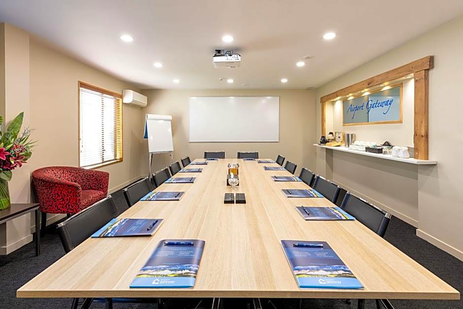 Airport Gateway Motor Lodge