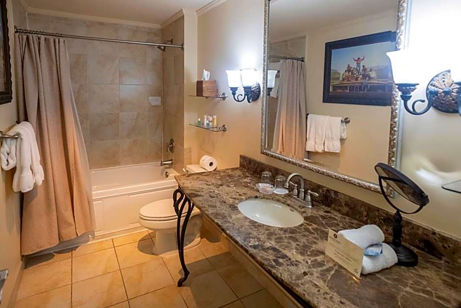 River Inn Of Harbor Town