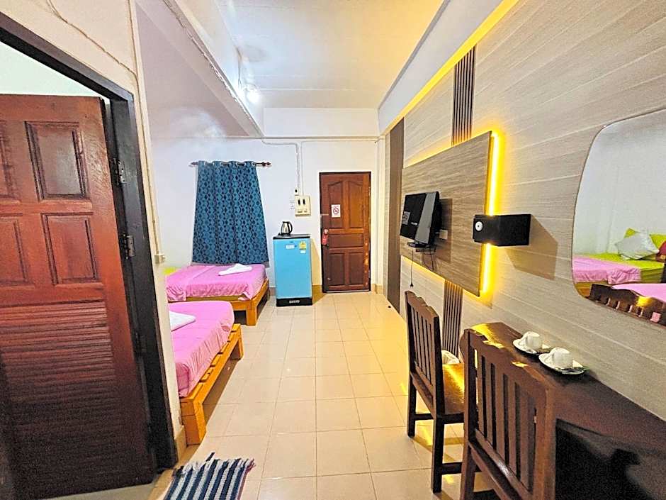 Miss Hong House