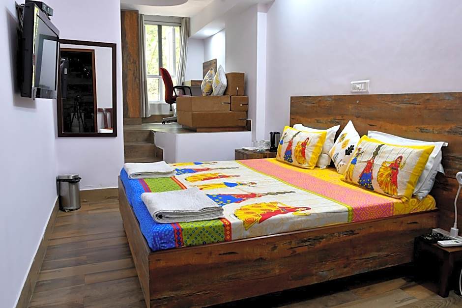Tatvamasi Homestay