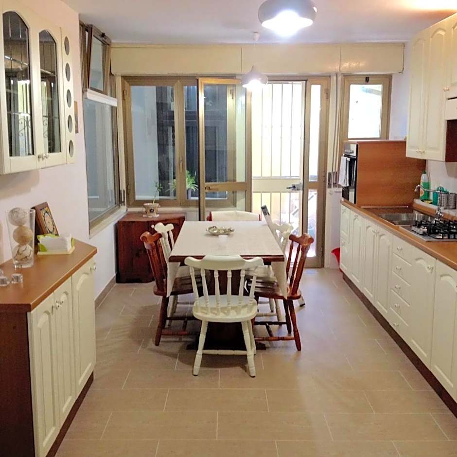 B&B A Due Passi Dal Mare