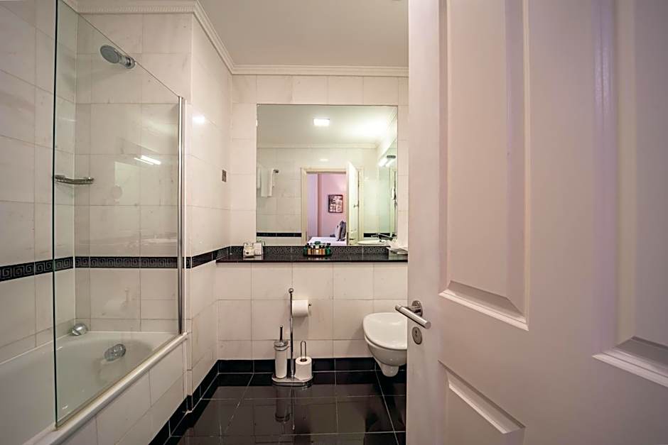 Grange Beauchamp Hotel