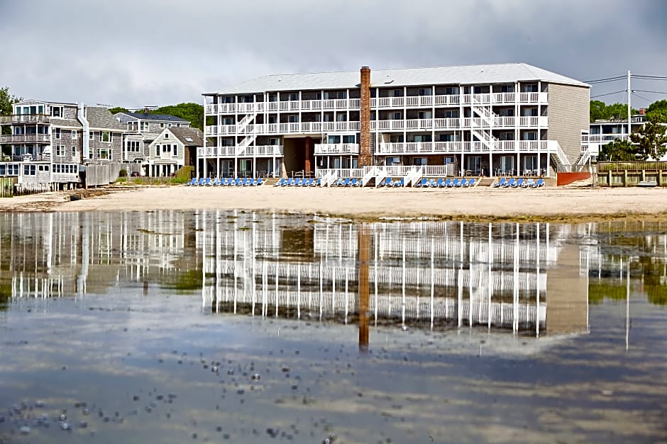 Surfside Hotel and Suites