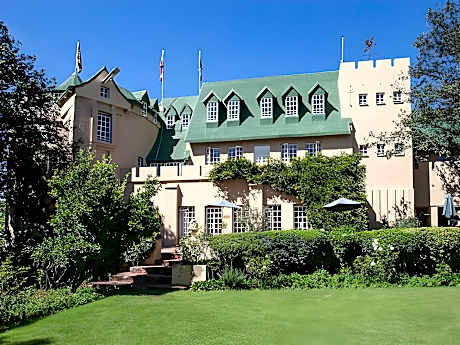 Chartwell Castle & Guest House
