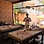 Flamingo Hotel & Spa - Pet Friendly