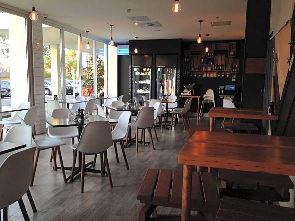 The Watson Adelaide - Art Series