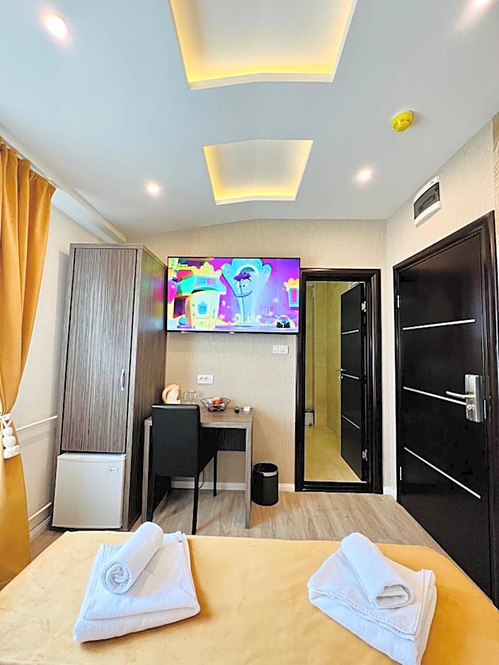 Side One Design Hotel Garni